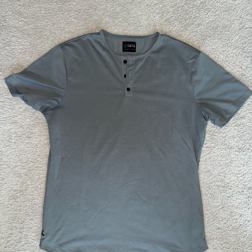 Cuts Men's Gray Henley Shirt